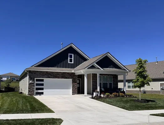Property Slideshow image 2 of 16 | 1140 stoney brook pvt bnd, Gallatin, TN, 37066