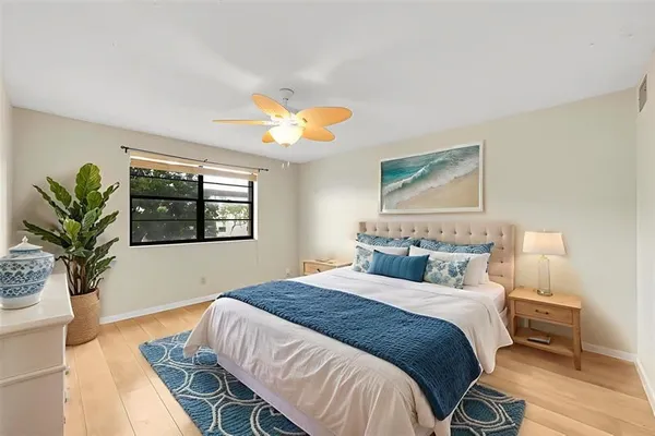 Property Slideshow image 3 of 64 | 4940 e sabal palm blvd apt 202, Tamarac, FL, 33319