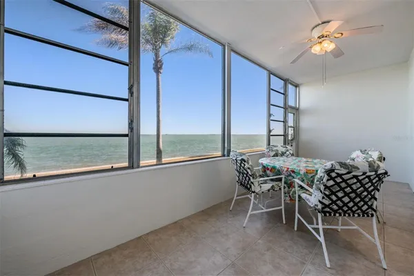 Property Slideshow image 3 of 53 | 7 dunoon pl 102, Dunedin, FL, 34698