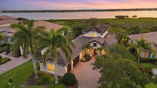 Property Slideshow image 2 of 100 | 5122 tidewater preserve blvd, Bradenton, FL, 34208