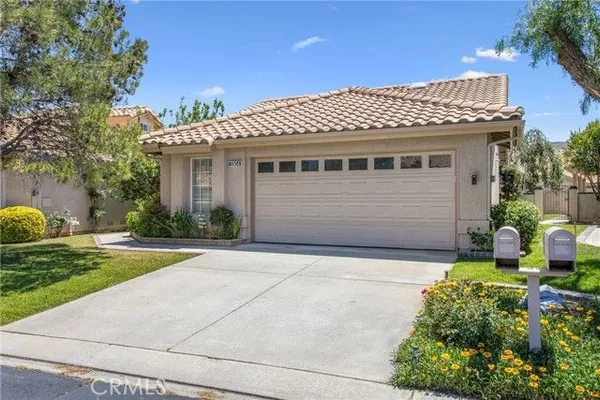 Property Slideshow image 3 of 34 | 5904 warwick hls, Banning, CA, 92220
