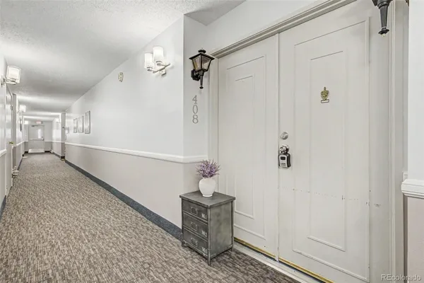 Property Slideshow image 3 of 37 | 3164 s wheeling way 408, Aurora, CO, 80014