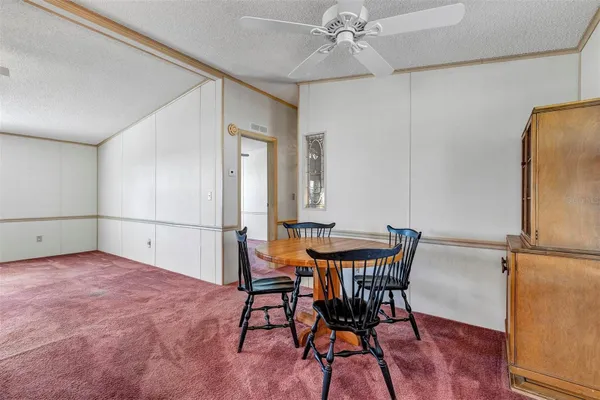 Property Slideshow image 3 of 31 | 1404 plantation dr, Lady Lake, FL, 32159