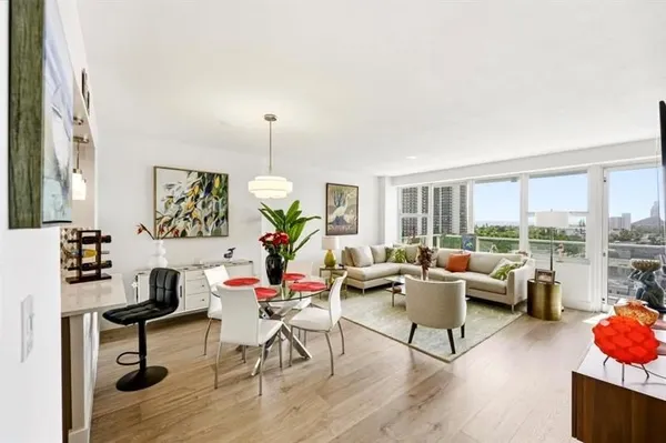 Property Slideshow image 3 of 26 | 3333 ne 34th st 1011, Fort Lauderdale, FL, 33308