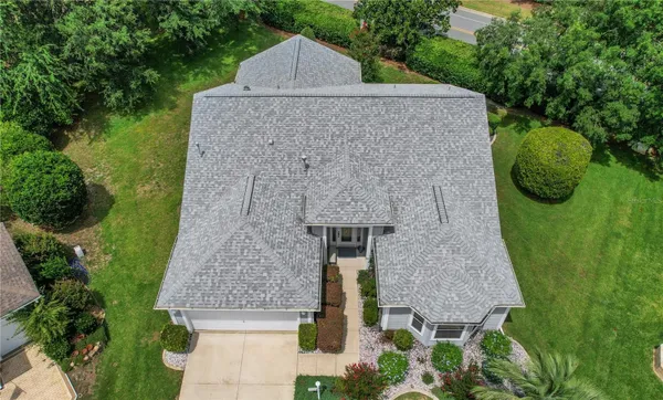 Property Slideshow image 2 of 46 | 9213 se 172nd santee pl, The Villages, FL, 32162