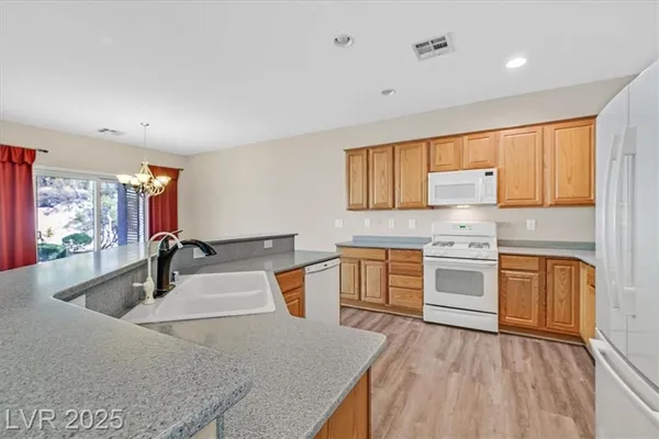 Property Slideshow image 3 of 32 | 2251 bildad dr, Henderson, NV, 89044