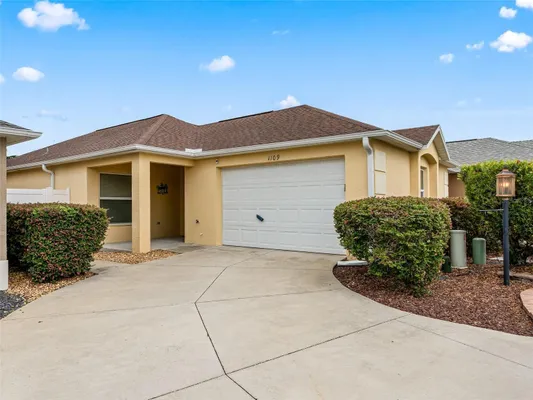 Property Slideshow image 2 of 37 | 1109 tipton ln, The Villages, FL, 32163