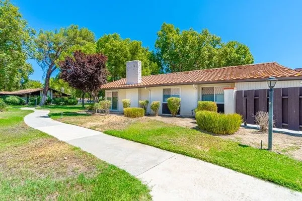 Property Slideshow image 3 of 23 | 1429 seven hills dr, Hemet, CA, 92545