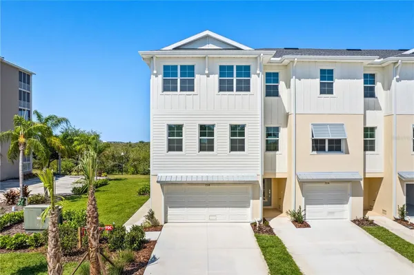 Property Slideshow image 2 of 64 | 7318 marathon dr, Seminole, FL, 33777