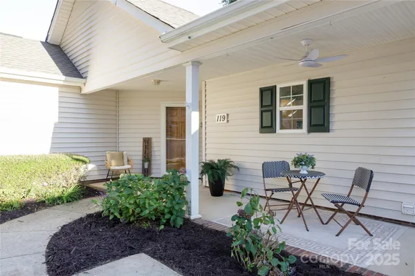 Property Slideshow image 3 of 26 | 119 ashwood ln, Mooresville, NC, 28117