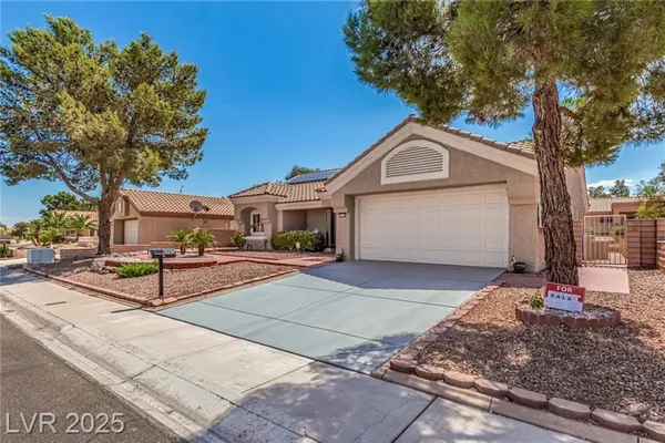 Property Slideshow image 3 of 42 | 8705 villa ridge dr, Las Vegas, NV, 89134