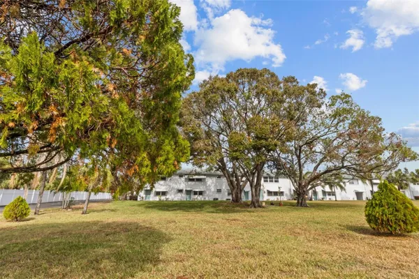 Property Slideshow image 2 of 29 | 5257 81st ln n apt 17, St Petersburg, FL, 33709