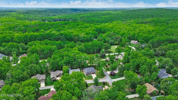 Property Slideshow image 3 of 35 | 10 king john ln, Crossville, TN, 38558
