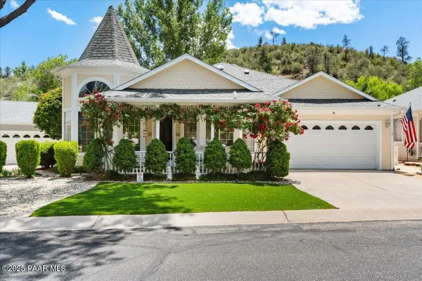 Property Slideshow image 2 of 44 | 1816 bond cir, Prescott Valley, AZ, 86314