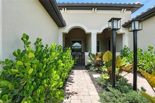 Property Slideshow image 3 of 50 | 11945 sacra pl, Fort Myers, FL, 33913