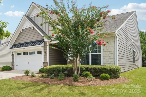 Property Slideshow image 2 of 48 | 8058 asher chase trl, Lancaster, SC, 29720