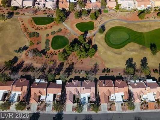 Property Slideshow image 2 of 19 | 9320 january dr, Las Vegas, NV, 89134