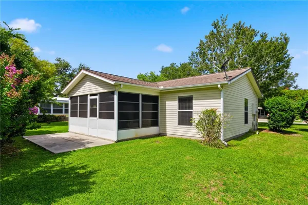 Property Slideshow image 2 of 33 | 25110 bellevue, Leesburg, FL, 34748