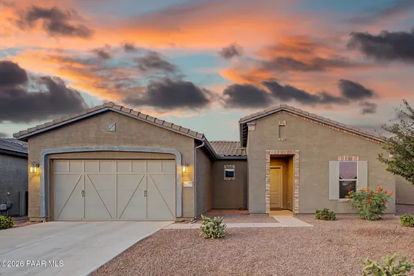 Property Slideshow image 2 of 33 | 41778 w cactus flower dr, Maricopa, AZ, 85138