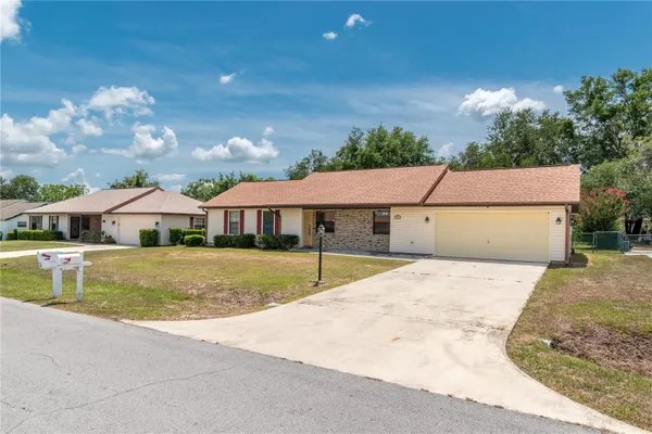 Property Slideshow image 3 of 47 | 3340 nw 44th ct, Ocala, FL, 34482