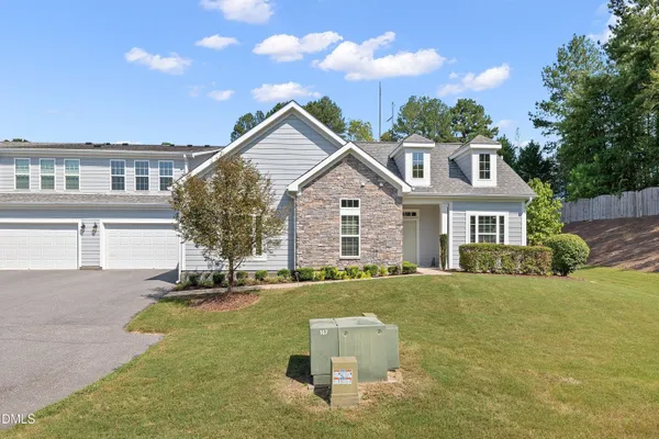 Property Slideshow image 2 of 64 | 824 blue bird ln, Wake Forest, NC, 27587