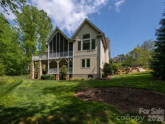 Property Slideshow image 2 of 48 | 123 orvis stone cir, Biltmore Lake, NC, 28715