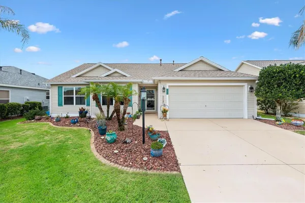 Property Slideshow image 2 of 36 | 640 mallory hill dr, The Villages, FL, 32162