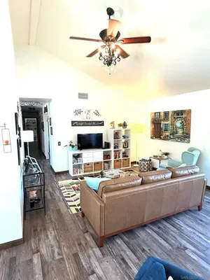 Property Slideshow image 3 of 19 | 17337 plaza maria, San Diego, CA, 92128