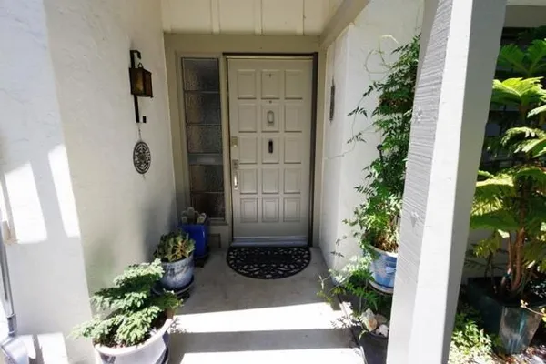 Property Slideshow image 3 of 47 | 5568 cribari cir, San Jose, CA, 95135