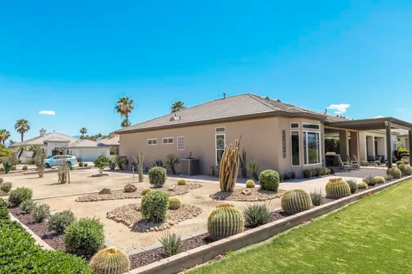 Property Slideshow image 2 of 35 | 80484 muirfield dr, Indio, CA, 92201