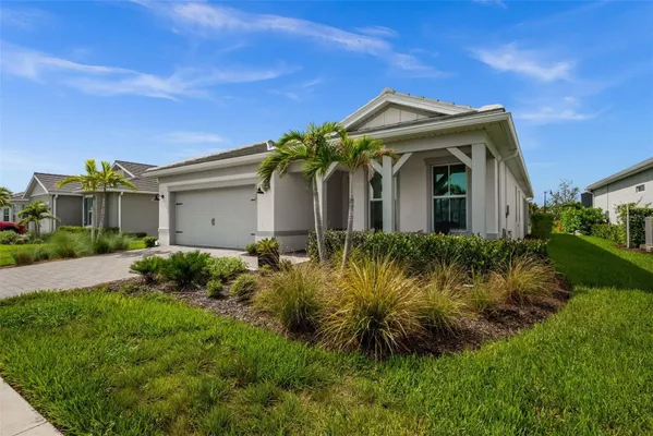 Property Slideshow image 2 of 69 | 12461 basalt ln, Alva, FL, 33920