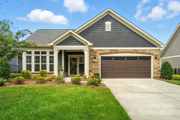 Property Slideshow image 2 of 27 | 695 poplar view dr nw, Concord, NC, 28027