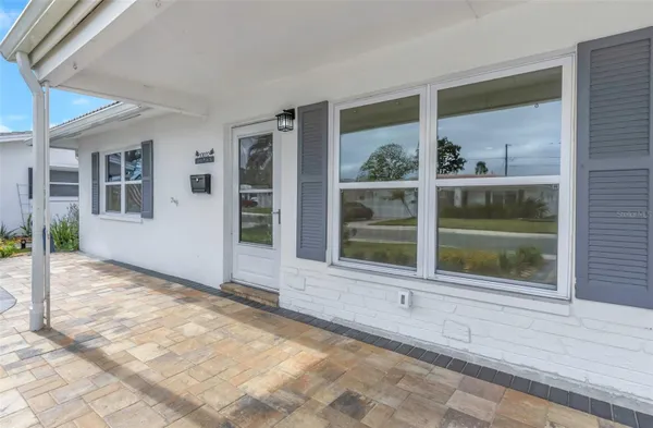 Property Slideshow image 3 of 87 | 10032 39th way, Pinellas Park, FL, 33782
