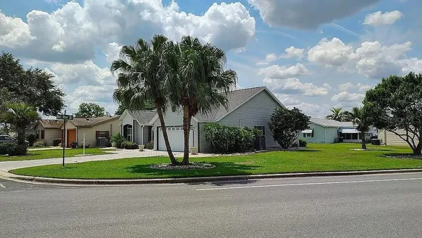 Property Slideshow image 2 of 23 | 1260 granada ct, Lady Lake, FL, 32159