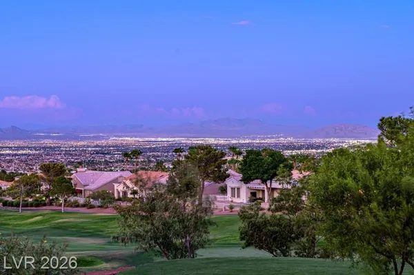 Property Slideshow image 3 of 43 | 2832 darby falls dr, Las Vegas, NV, 89134