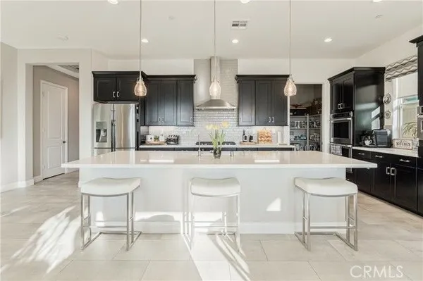 Property Slideshow image 2 of 68 | 24159 evesong, Corona, CA, 92883