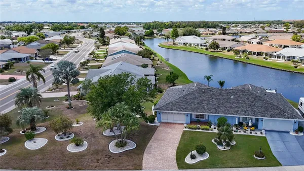 Property Slideshow image 2 of 61 | 1502 cloister dr, Sun City Center, FL, 33573