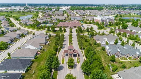 Property Slideshow image 3 of 19 | 2627 foxglove st, Naperville, IL, 60564