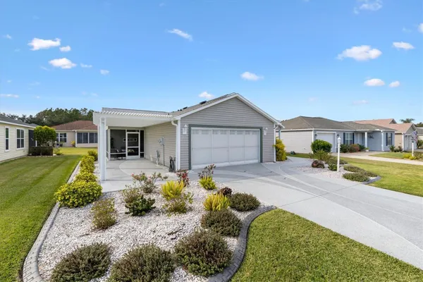 Property Slideshow image 2 of 25 | 1812 chancey way, The Villages, FL, 32162