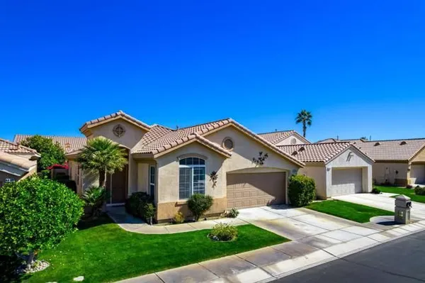 Property Slideshow image 2 of 43 | 44110 royal troon dr, Indio, CA, 92201