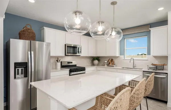 Property Slideshow image 2 of 26 | 14704 sunlit cir, Parrish, FL, 34219