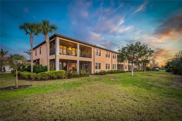 Property Slideshow image 2 of 67 | 23189 banbury way 203, Venice, FL, 34293