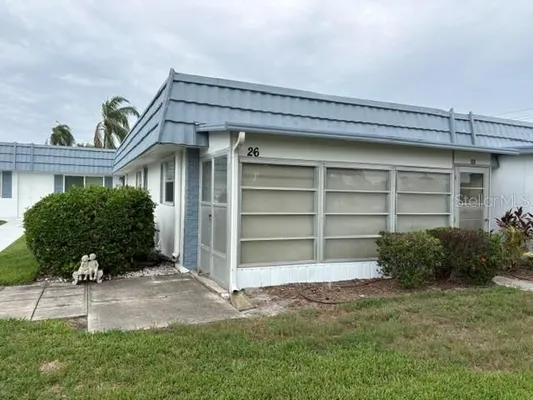 Property Slideshow image 2 of 28 | 1901 andover way 26, Sun City Center, FL, 33573