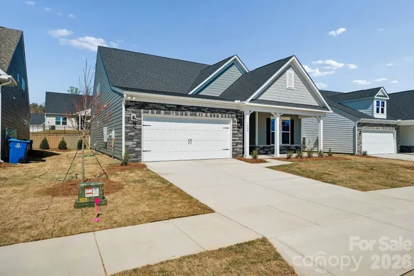 Property Slideshow image 2 of 45 | 1080 arundle rd, Sherrills Ford, NC, 28673