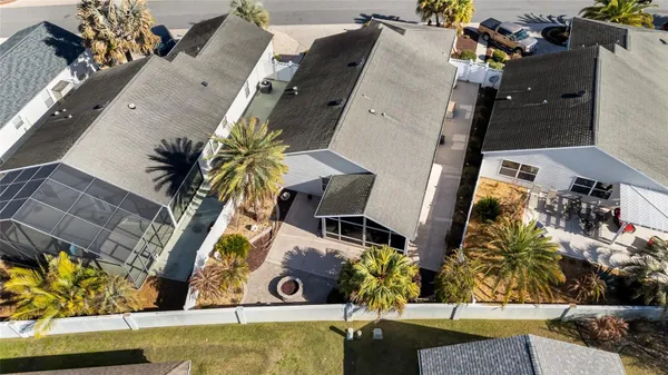 Property Slideshow image 3 of 37 | 1998 jonquil pl, The Villages, FL, 32162