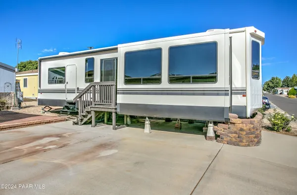 Property Slideshow image 3 of 17 | 850 n ponderosa pine dr, Prescott Valley, AZ, 86327