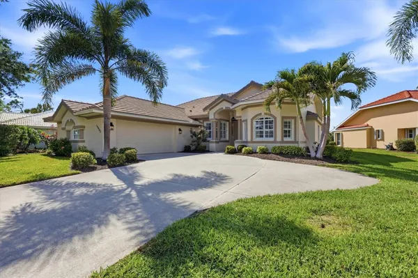 Property Slideshow image 2 of 93 | 14402 bridgeview ln, Port Charlotte, FL, 33953