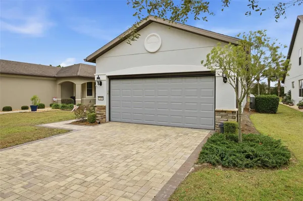 Property Slideshow image 3 of 52 | 7639 sw 94th cir, Ocala, FL, 34481
