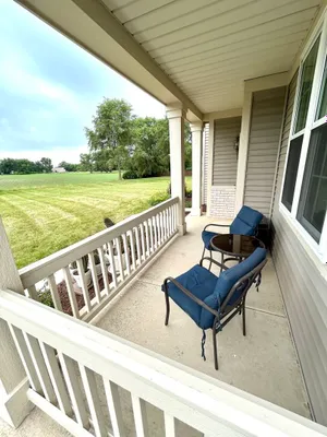 Property Slideshow image 3 of 22 | 16422 crescent lake ct, Crest Hill, IL, 60403