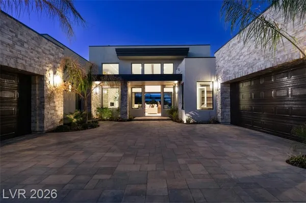 Property Slideshow image 2 of 34 | 40 reflection shores ln, Henderson, NV, 89011